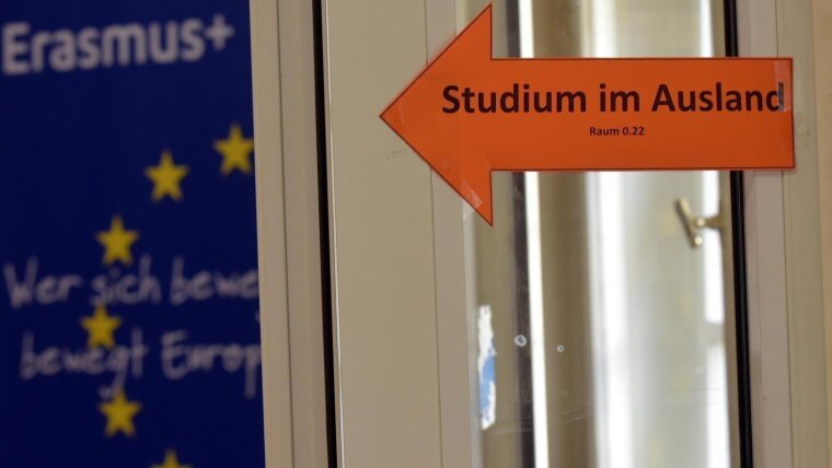 Symbolbild Studieren im Ausland