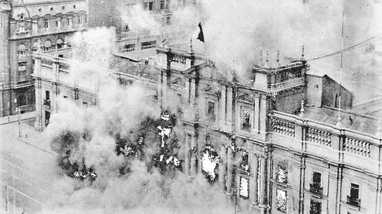 La Moneda Chile 50