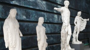 Antike Statuen