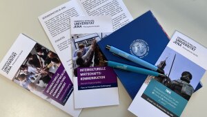 Informationsbroschüren IWK