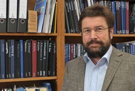 Prof. Dr. Peter Ettel