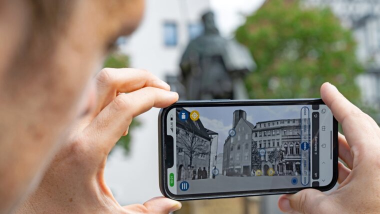 4D-Live-Darstellung des historischen Marktplatzes in Jena.